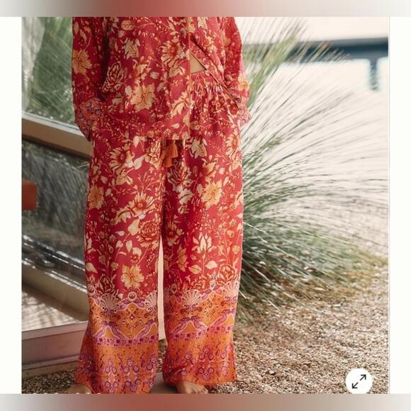Anthropologie Pants - By Anthropologie Size M Pink Hawaiian Floral Boho‎ Wide Leg Lightweight Pants